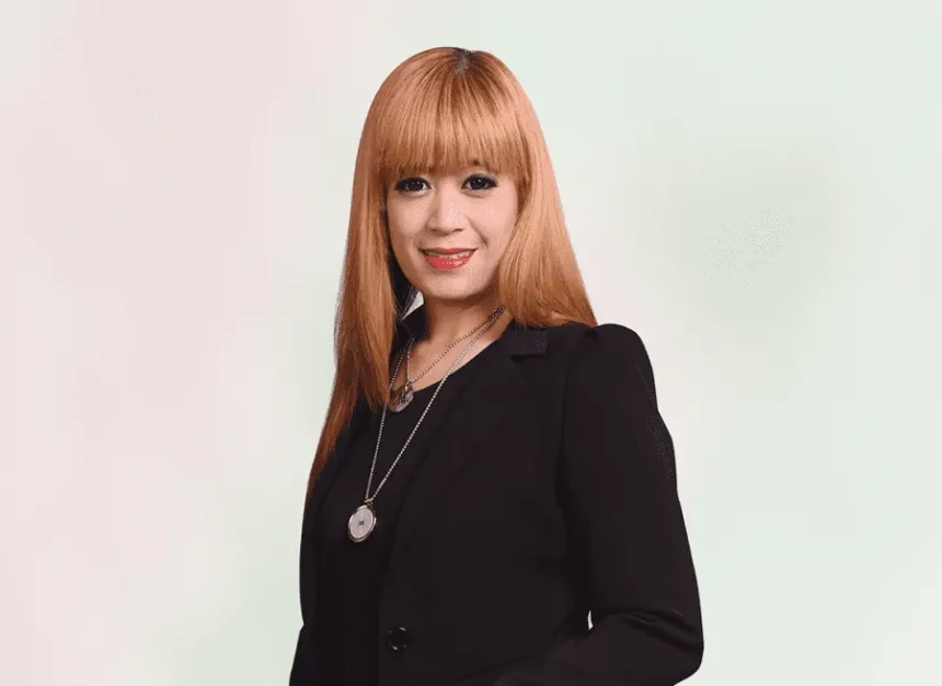 Successful Mom Entrepreneur Cynthia Nilam Swears By Chi Pendant 3 and EDG3