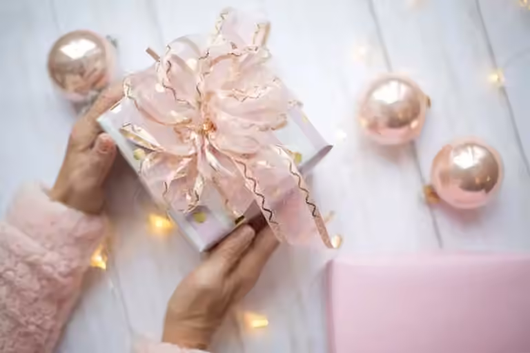 Gift Guide For Her From QNET