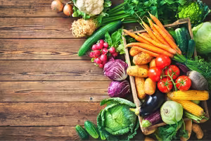 10 Easy Tips To Save 100 Litres Of Water A Day 2 vegatables on a table for 10 Easy Tips To Save 100 Litres Of Water A Day